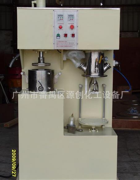 真空混胶机怎么使用？